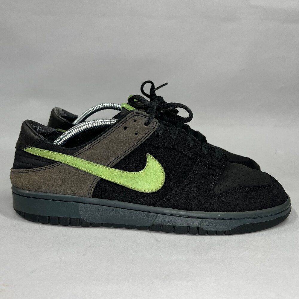 Nike Dunk Low Shoes Men's Size 10 Black Green No Liner 2005 Rare Sneakers